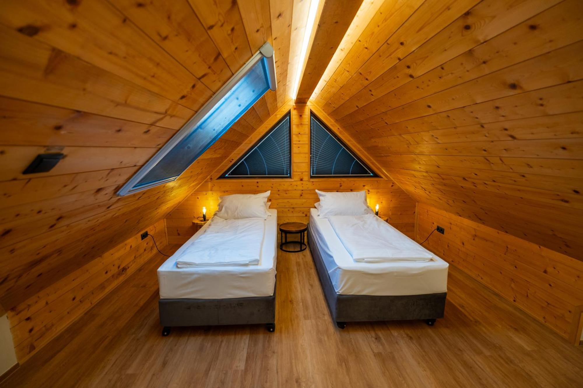 Jasna Chalet Resort 克拉尼斯卡戈拉 外观 照片